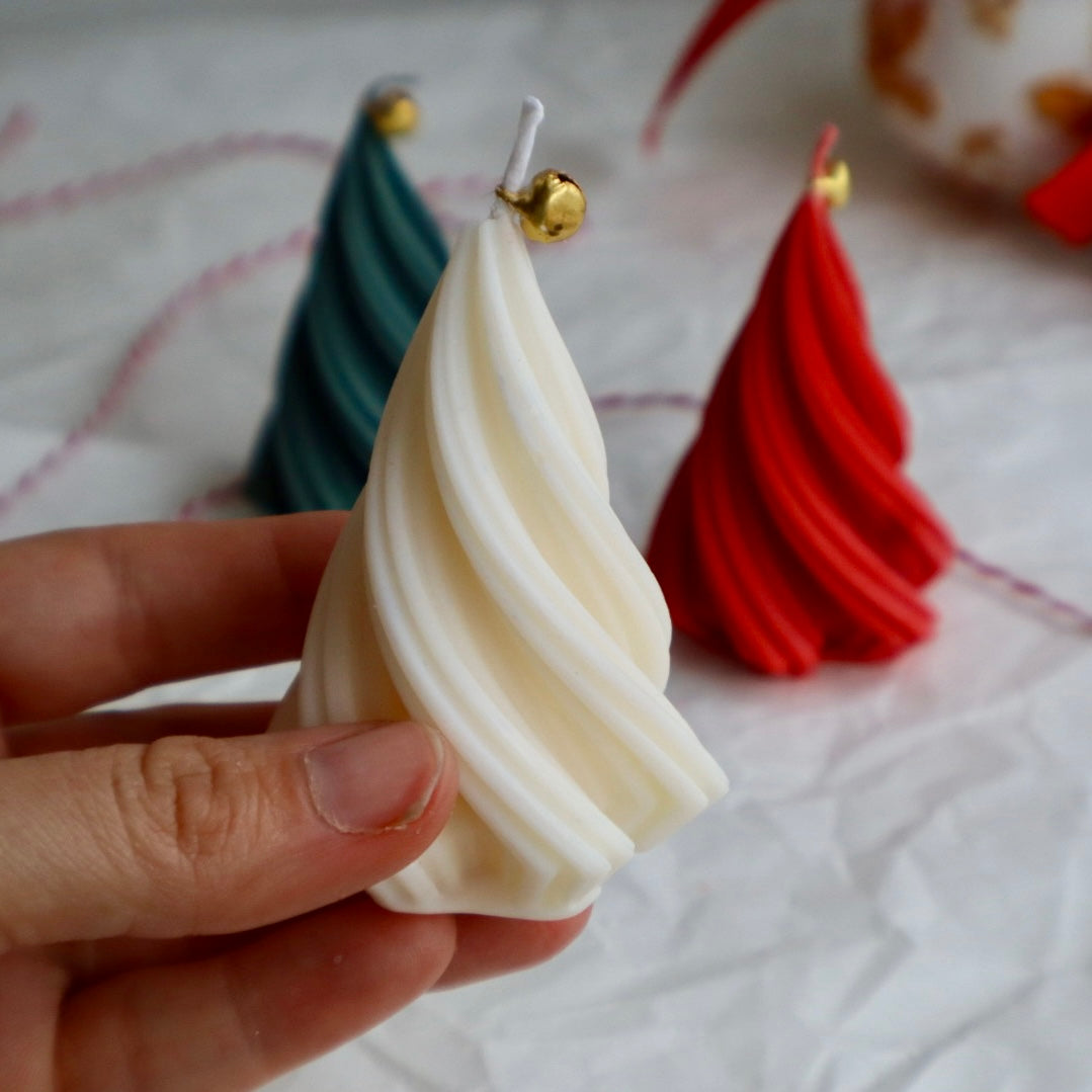 Set: “Árbol de Navidad “  multicolor pequeño