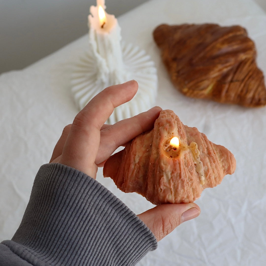 Vela decorativa “Croissant”